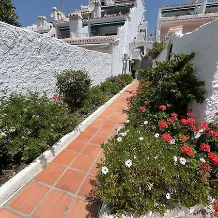 Capistrano Village * Nerja