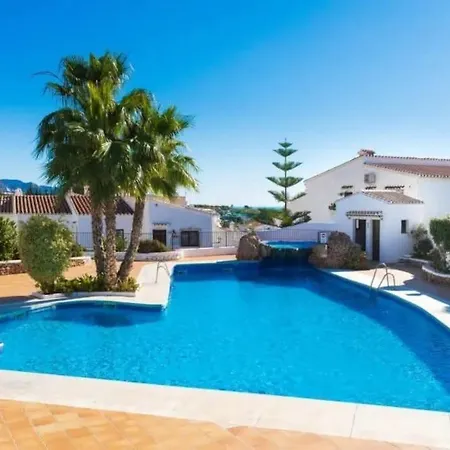 Capistrano Village Апартаменты Нерха